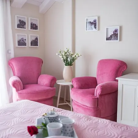 Gæstehus Attico 4*